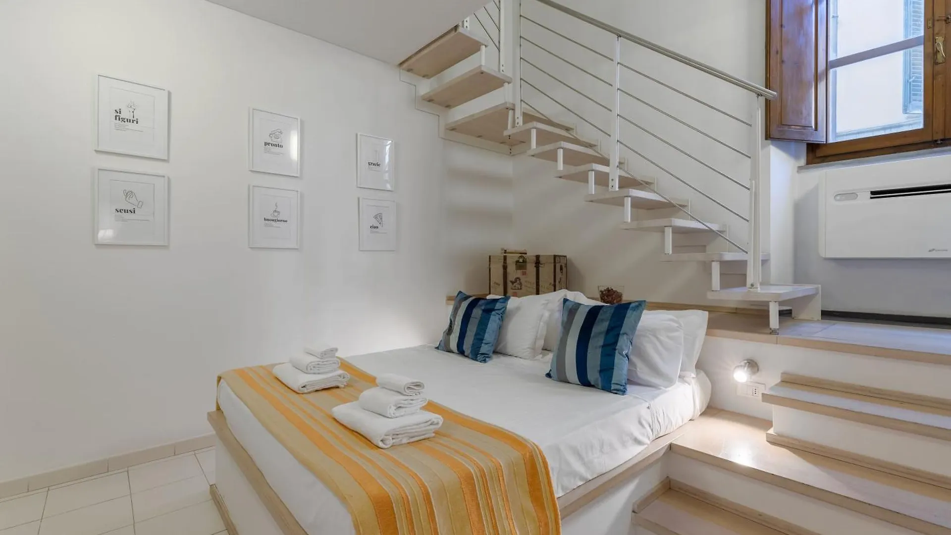 Kontakte von Charming Loft Near The Duomo Cathedral